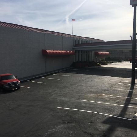 Peachtree Inn & Suites Doraville Exteriér fotografie
