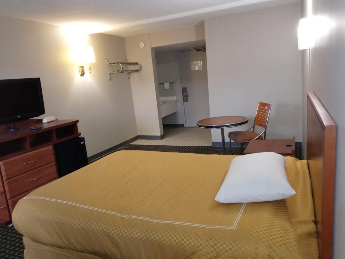 Peachtree Inn & Suites Doraville Exteriér fotografie